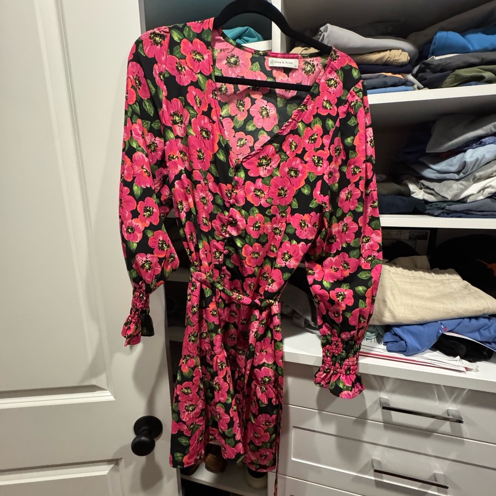 Floral print mini dress